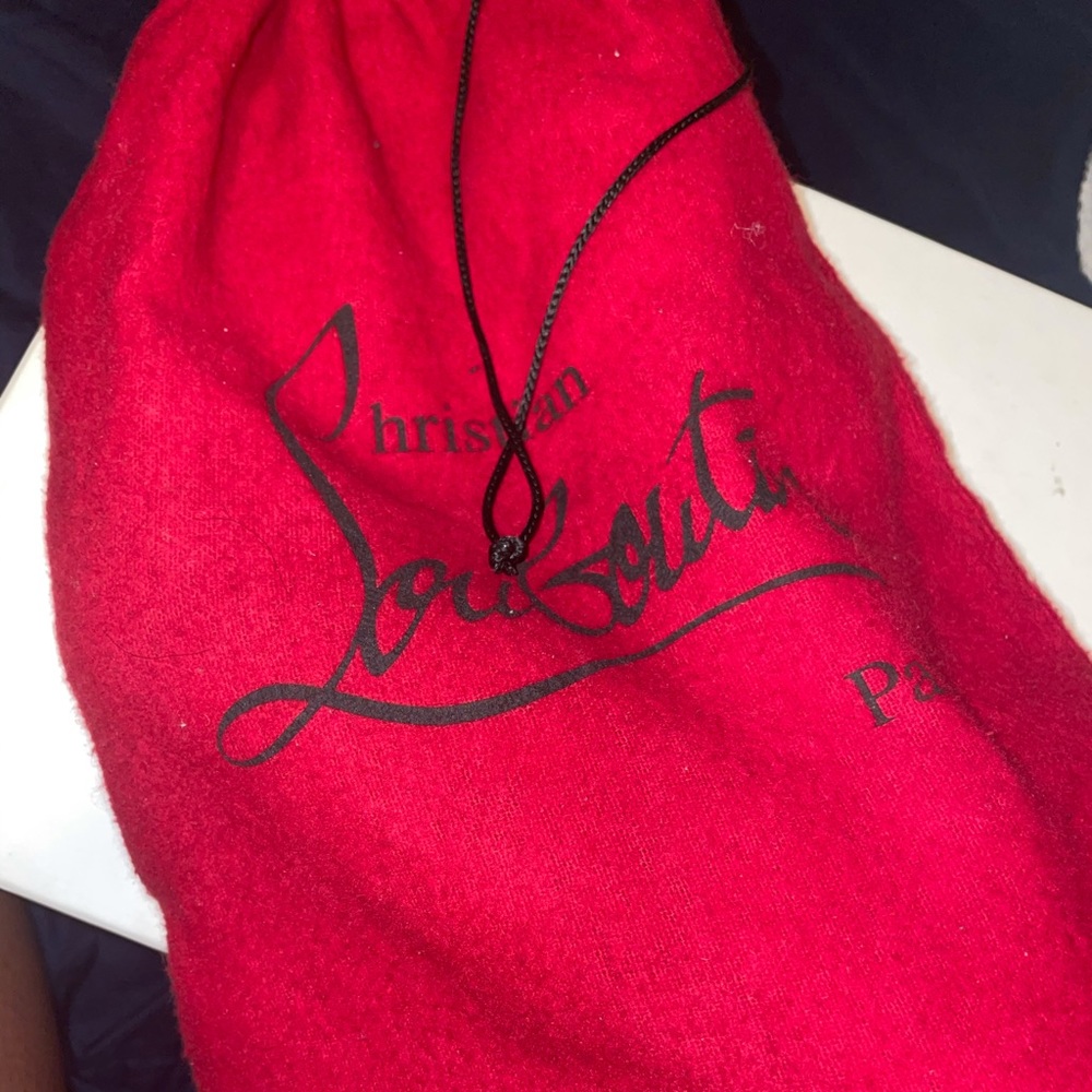 Christian Louboutin So Kate